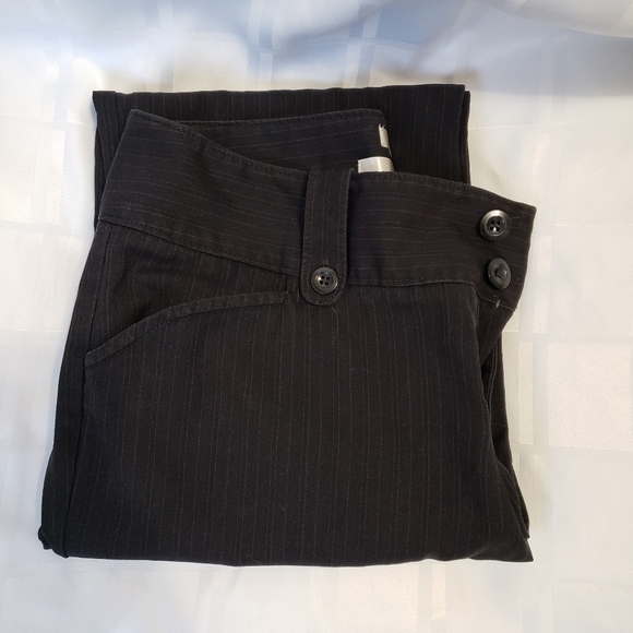 Old Navy Women's Dress Pant - Picture 2 of 9